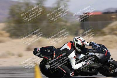 media/Dec-01-2025-Moto Forza (Mon) [[2daa91e15f]]/2-Intermediate Group/Session 3 (Turn 7 Inside Pans)/